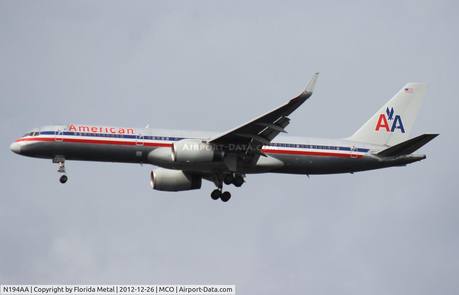 N194AA, 2001 Boeing 757-223 C/N 32388, American 757