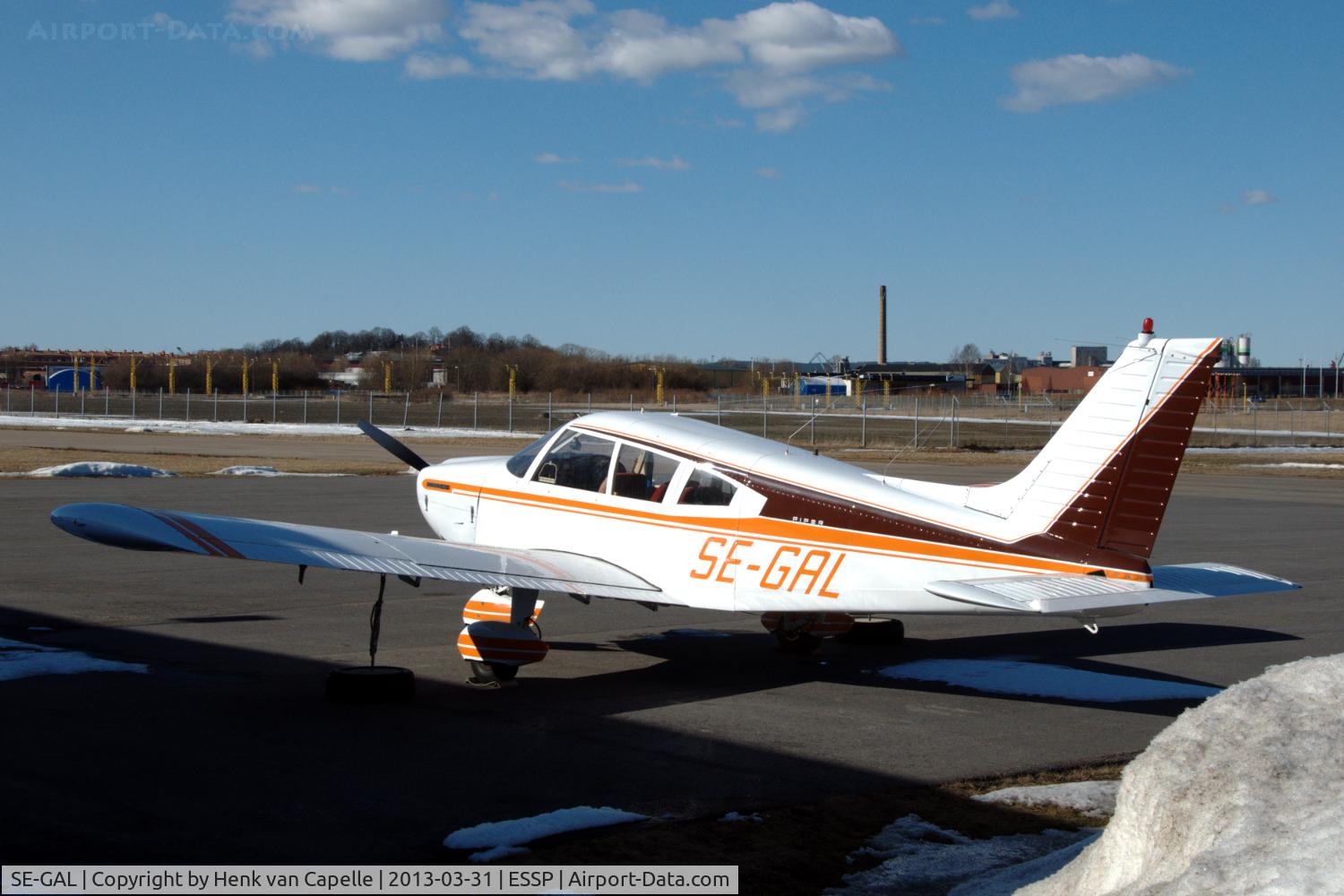 SE-GAL, 1972 Piper PA-28-180 Cherokee G C/N 28-7205256, Piper Cherokee parked at Norrköping Kungsängen airport, Sweden.