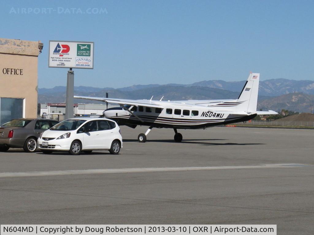 N604MD, 2004 Cessna 208B C/N 208B1075, 2004 Cessna 208B CARAVAN, one P&W(C)PT6A-114A Turboprop of 675 shp, stretched version