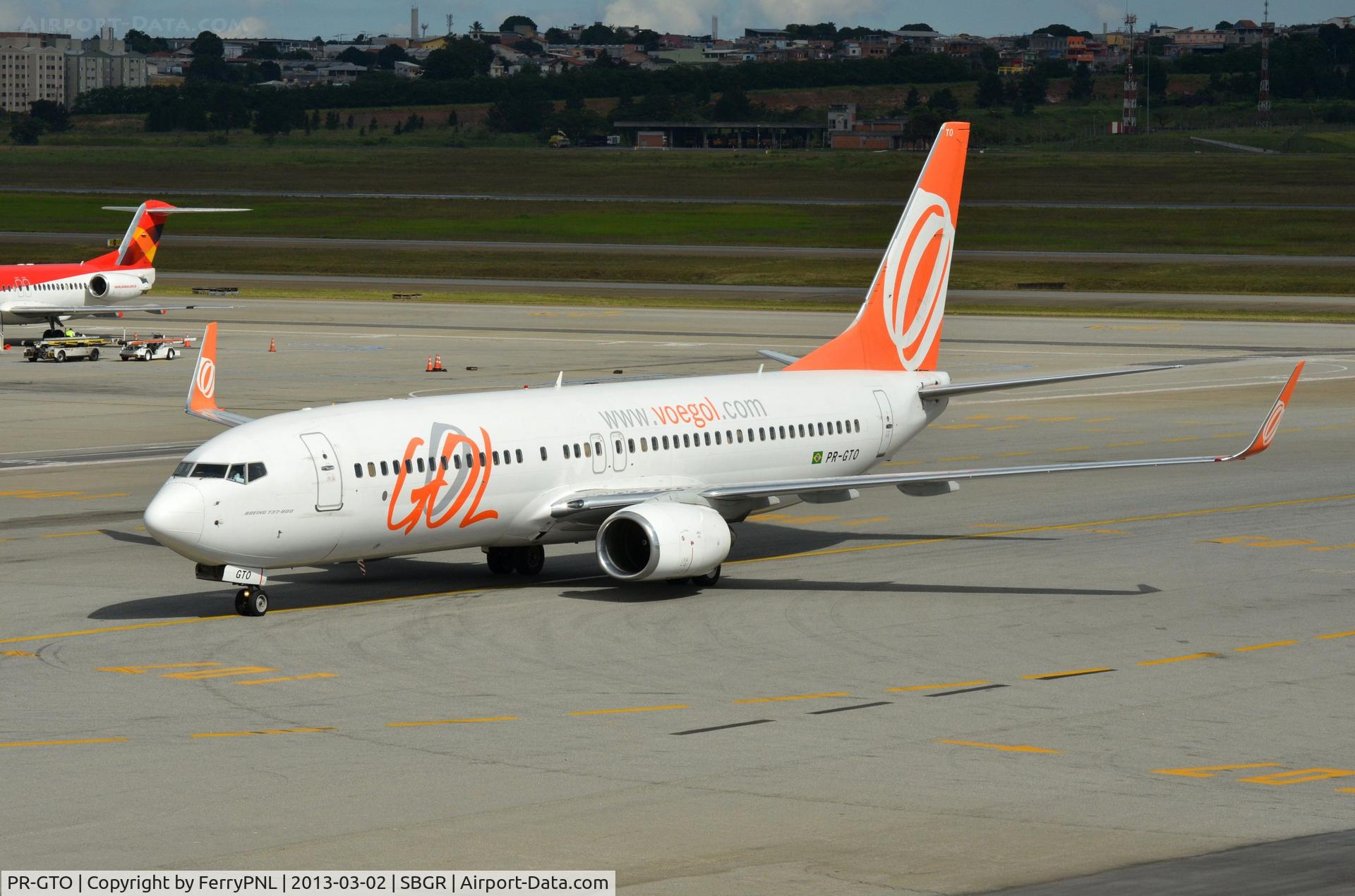PR-GTO, 2007 Boeing 737-8EH C/N 34964, GOL B738 taxiing in.