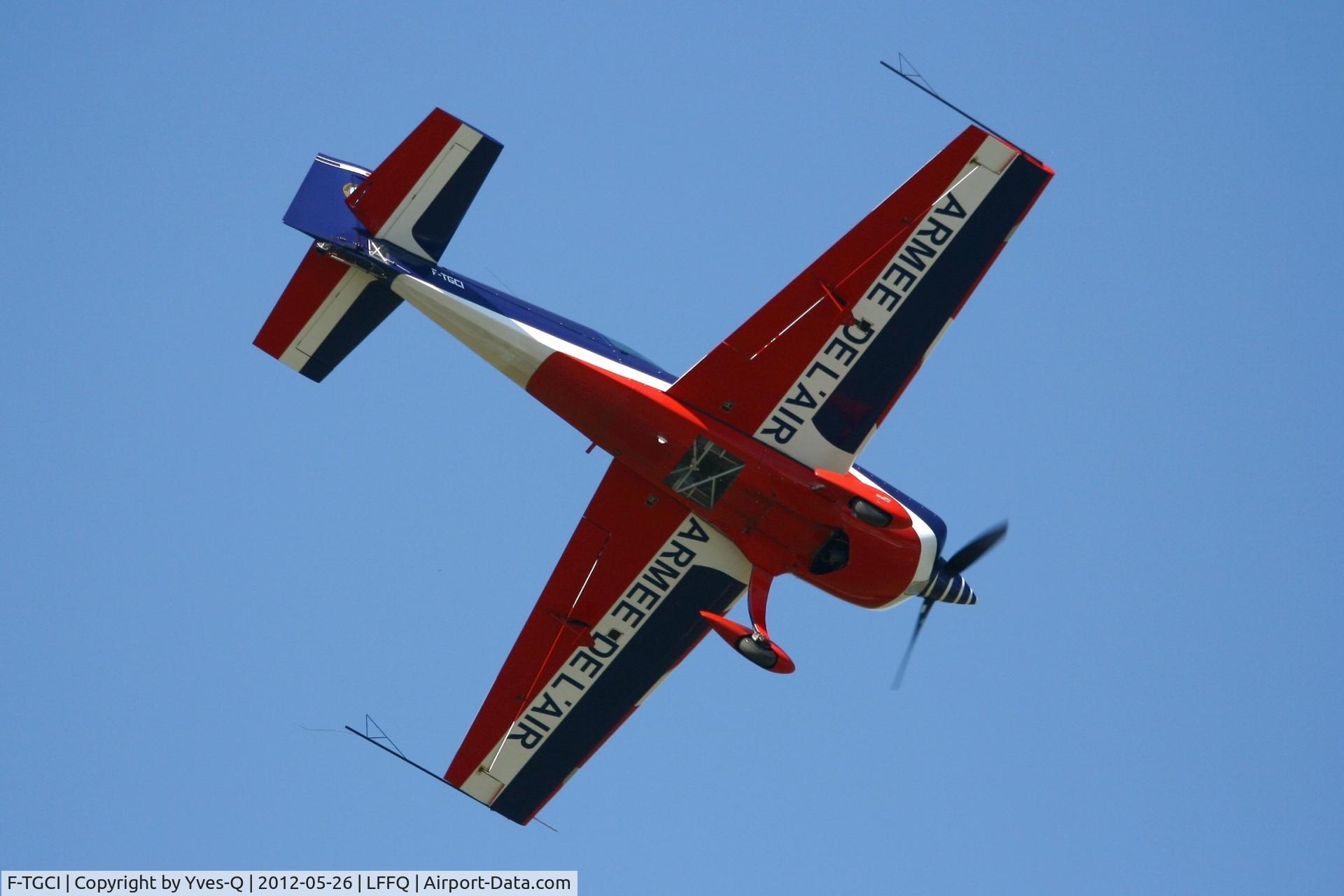 F-TGCI, Extra EA-330SC C/N 04, Extra 330SC n ° SC004, La Ferté-Alais Airfield (LFFQ) Air Show 2012