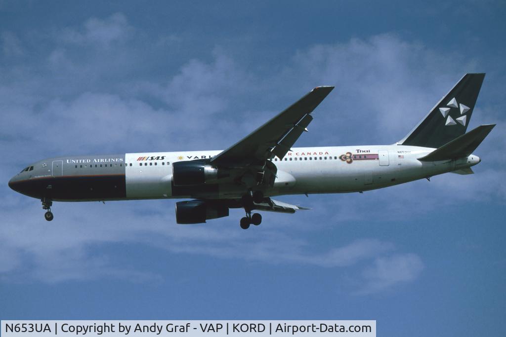 N653UA, 1992 Boeing 767-322 C/N 25391, United Airlines 767-300