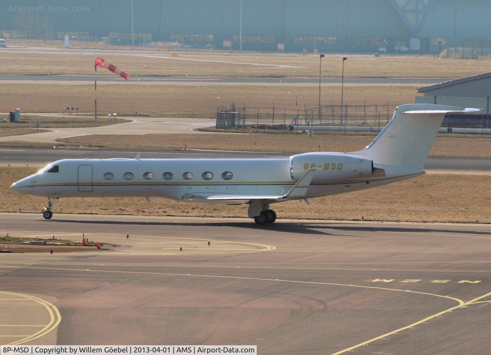 8P-MSD, 2006 Gulfstream Aerospace GV-SP (G550) C/N 5137, Taxi to the gate of Schiphol Airport