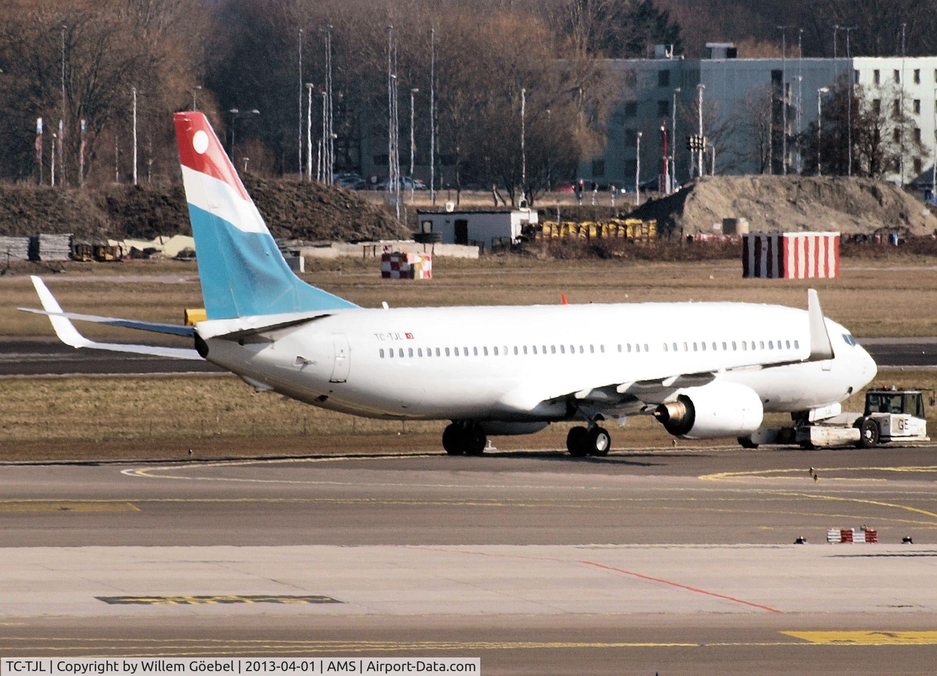 TC-TJL, 2003 Boeing 737-86J C/N 32920, With help to the repair or repainting place. This was the first flight on Schiphol Airport. ( In the old colour of Luxair)