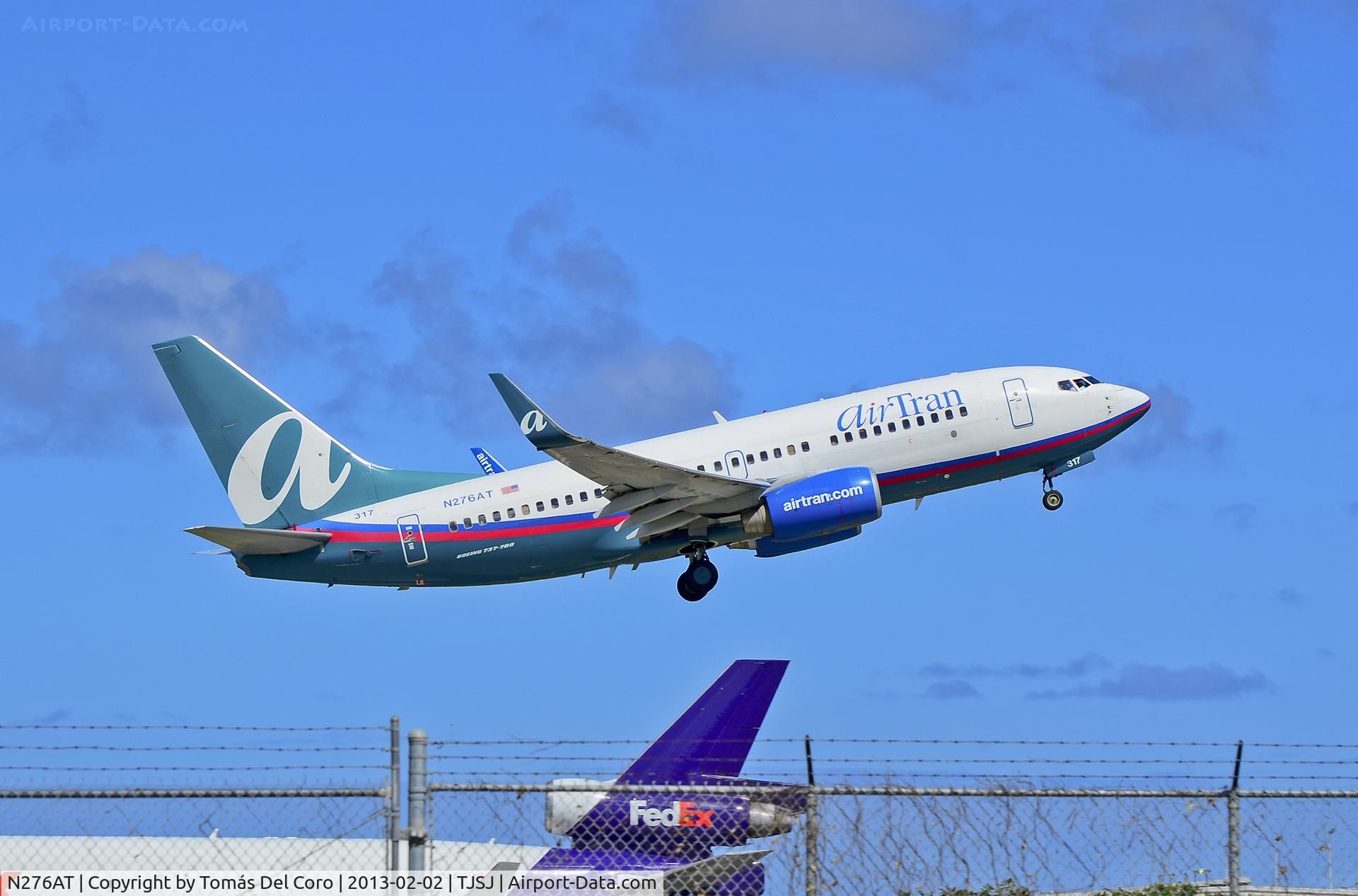 N276AT, 2005 Boeing 737-76N C/N 32664, N276AT AirTran Boeing 737-76N / 317 (cn 32664/1804)

San Juan - Luis Muñoz Marin International (SJU / TJSJ)
Puerto Rico, February 2, 2013 
Tomás Del Coro