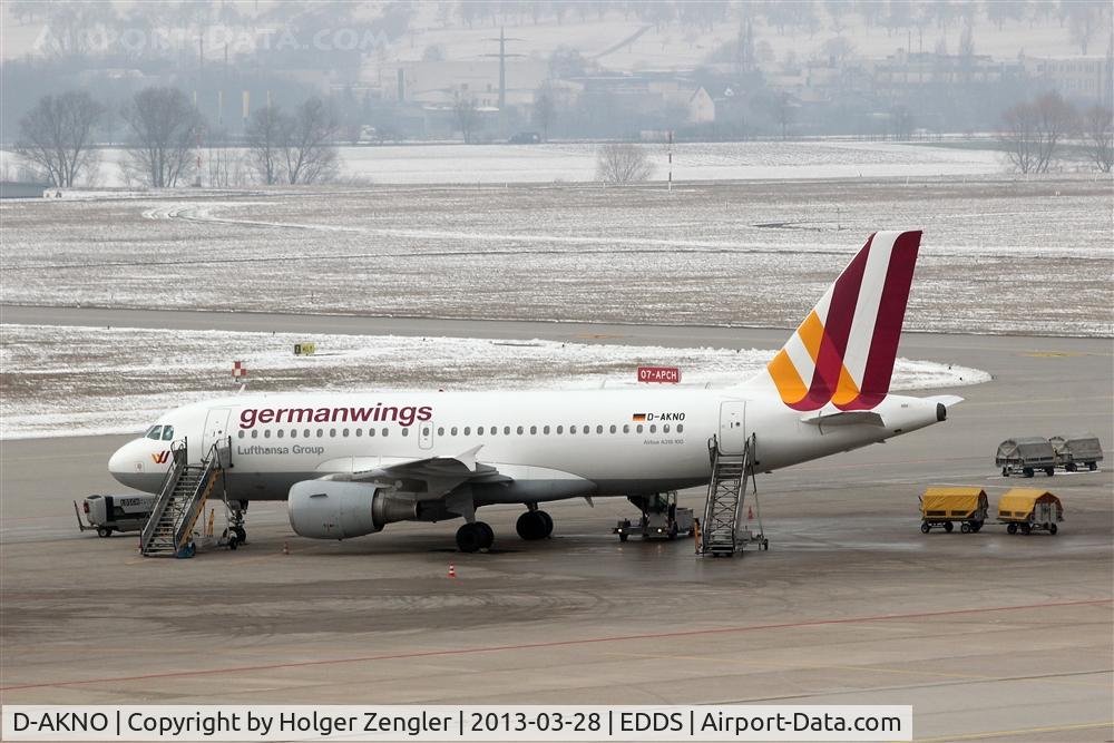 D-AKNO, 1999 Airbus A319-112 C/N 1147, Seems to be ready on demand...