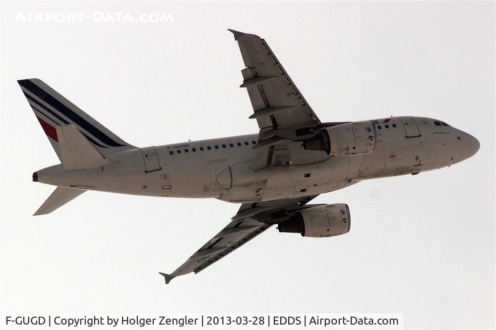F-GUGD, 2003 Airbus A318-111 C/N 2081, Leaving STR on rwy 07 for a short jump to CDG.....