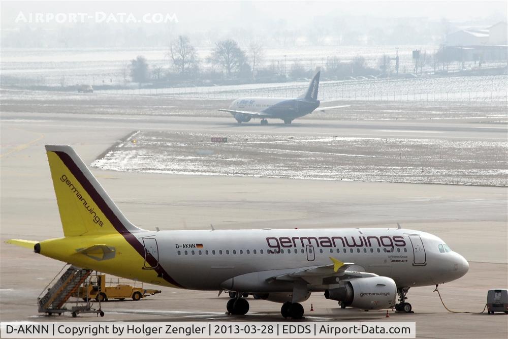 D-AKNN, 1999 Airbus A319-112 C/N 1136, Waiting for a new task....