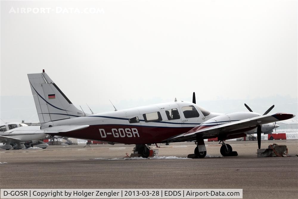 D-GOSR, 1981 Piper PA-34-220T Seneca III C/N 34-8133017, Stuttgart GAT - a net full of Pipers.....