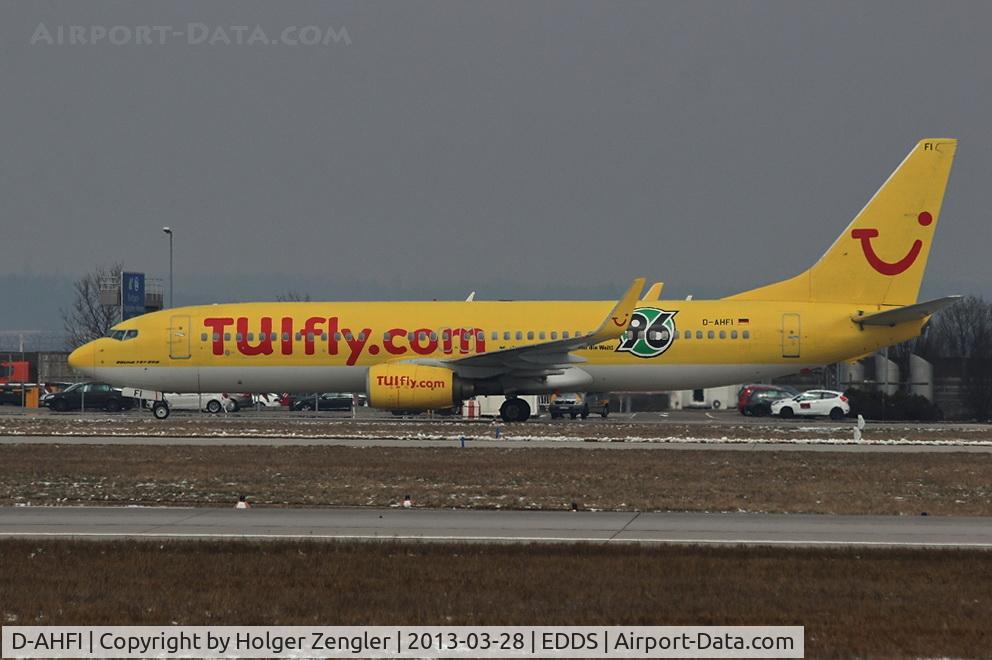 D-AHFI, 1999 Boeing 737-8K5 C/N 27984, Aircraft´s owner is making PR for Hannover 96, world´s best soccer club after Eintracht Braunschweig ;-)
