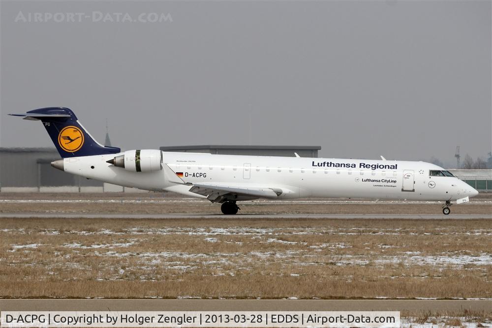 D-ACPG, 2002 Canadair CRJ-701ER (CL-600-2C10) Regional Jet C/N 10034, Flight LH 128 from FRA on roll out...