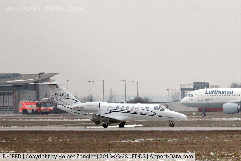 D-CEFD, 2006 Cessna 525B CitationJet CJ3 C/N 525B-0120, Roll out after landing on rwy 07....