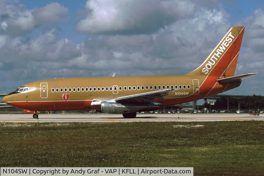 N104SW, 1984 Boeing 737-2H4 C/N 23110, Southwest 737-200