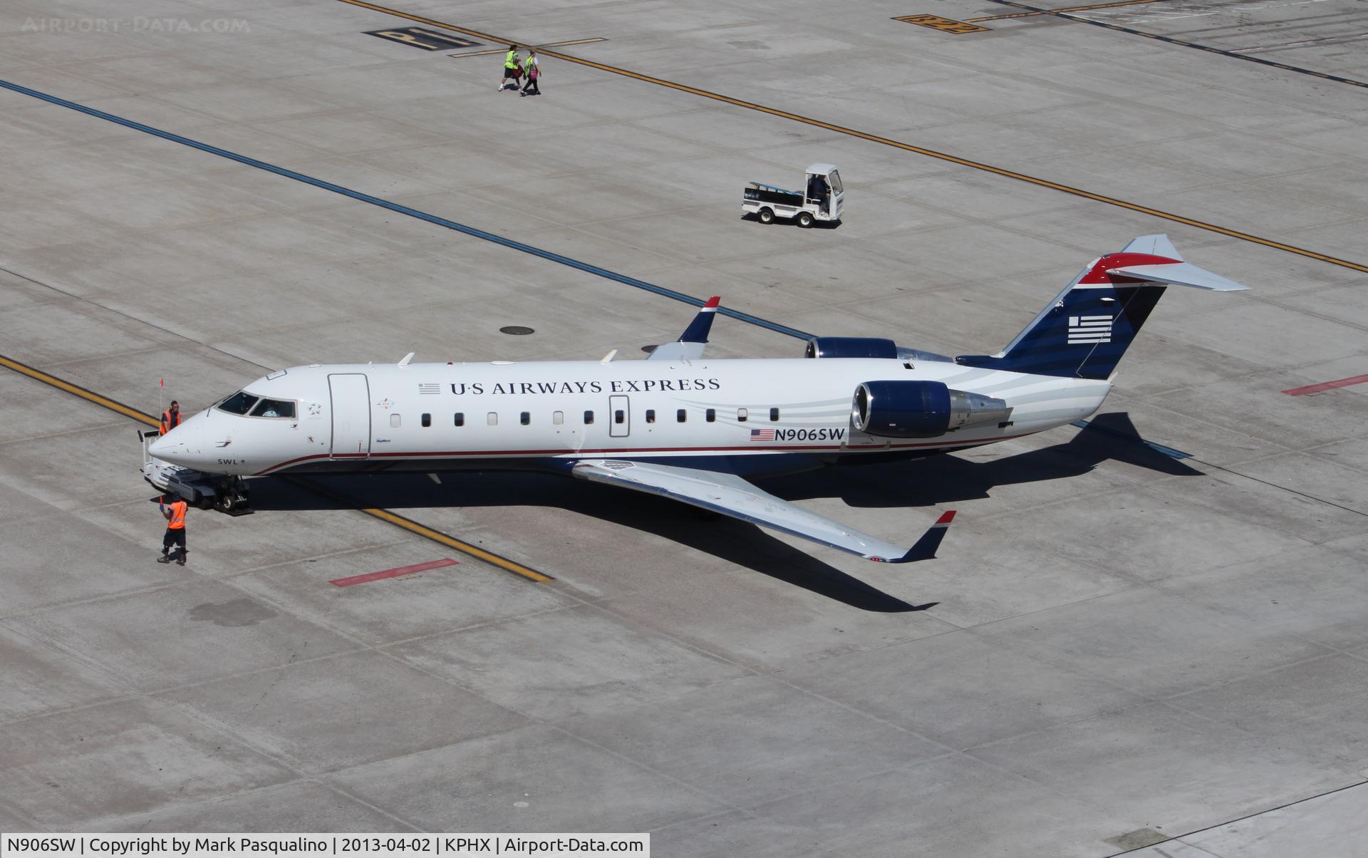 N906SW, 2001 Bombardier CRJ-200LR (CL-600-2B19) C/N 7510, CL-600-2B19