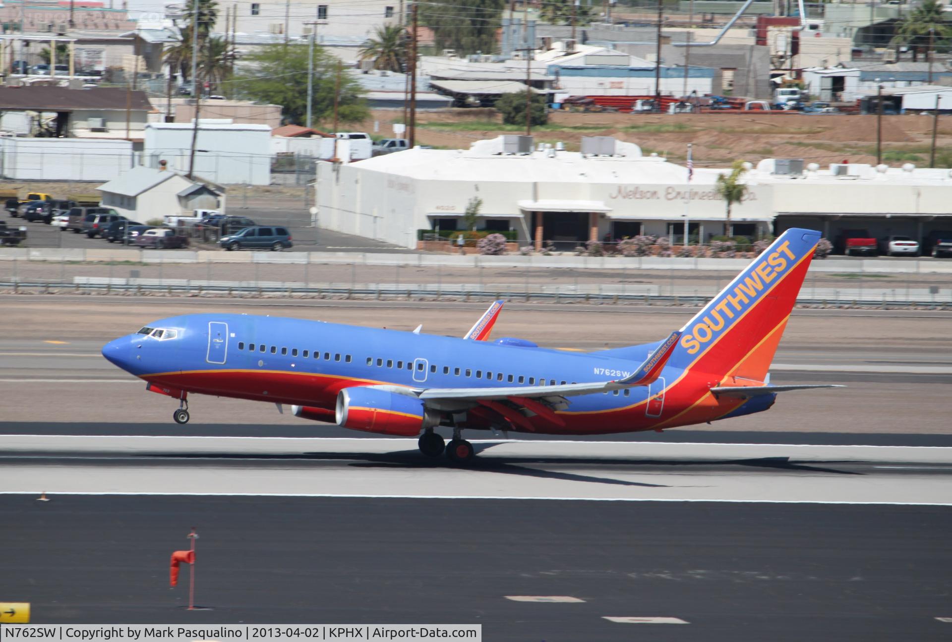 N762SW, 2000 Boeing 737-7H4 C/N 27876, Boeing 737-700