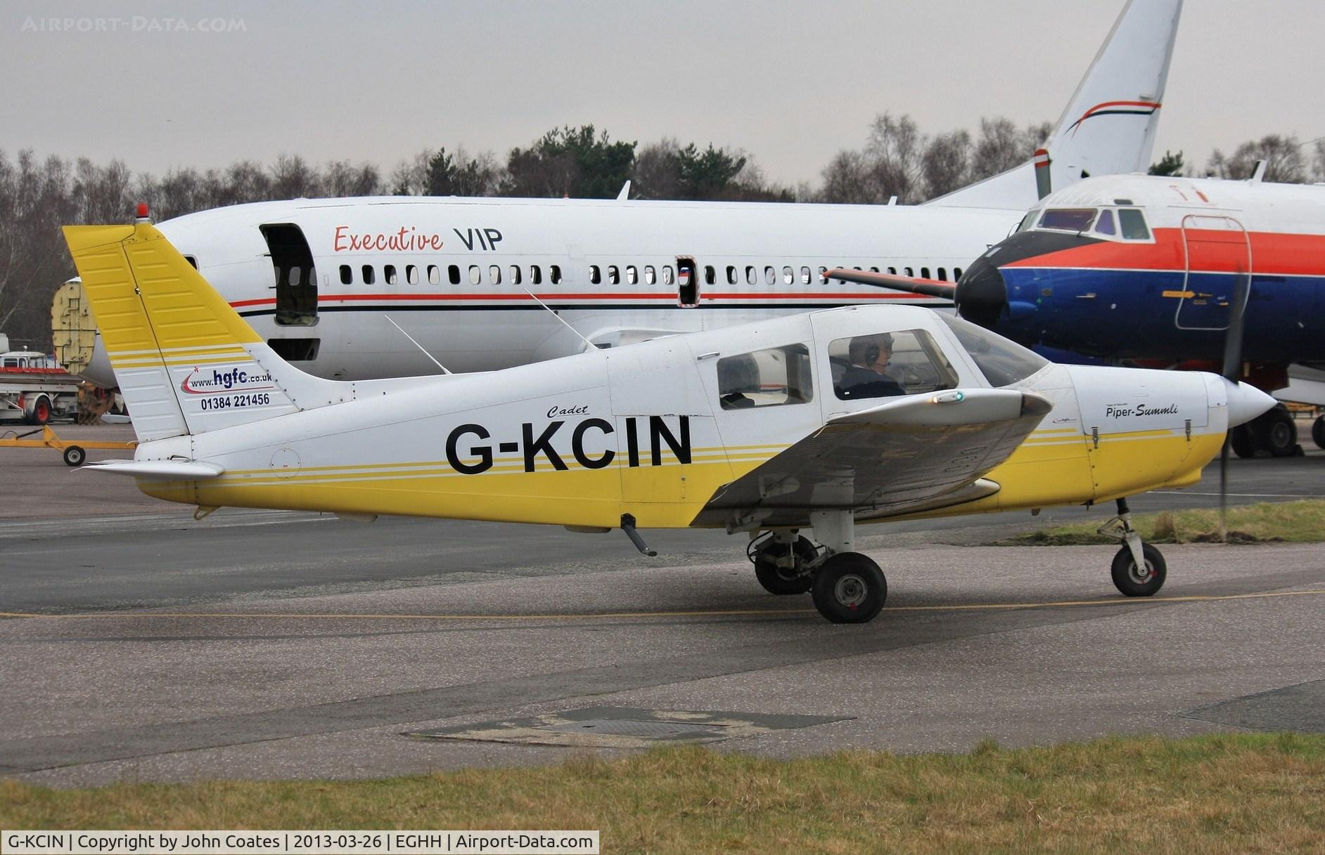 G-KCIN, 1989 Piper PA-28-161 Cadet C/N 2841102, Departing European apron
