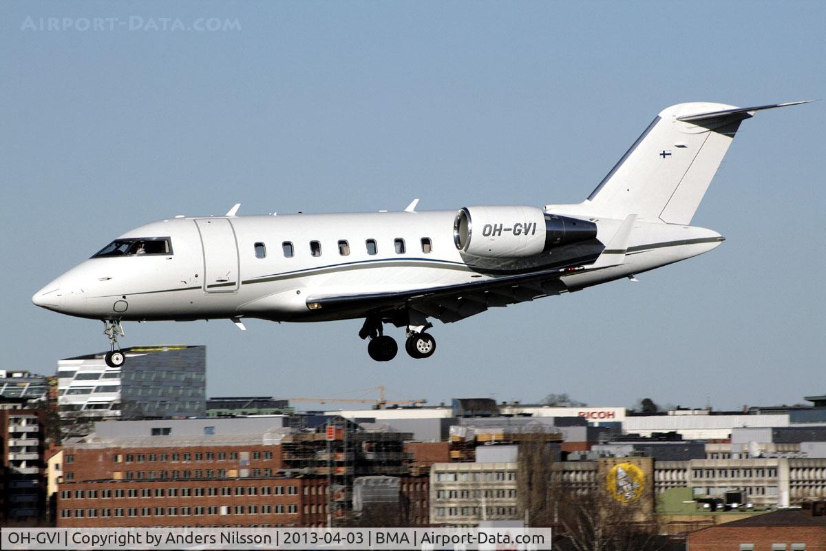 OH-GVI, 2010 Bombardier Challenger 605 (CL-600-2B16) C/N 5849, On final for runway 30.