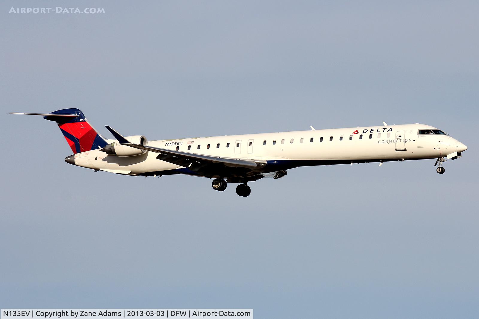 N135EV, 2009 Bombardier CRJ-900ER (CL-600-2D24) C/N 15225, Delta Connection at DFW Airport