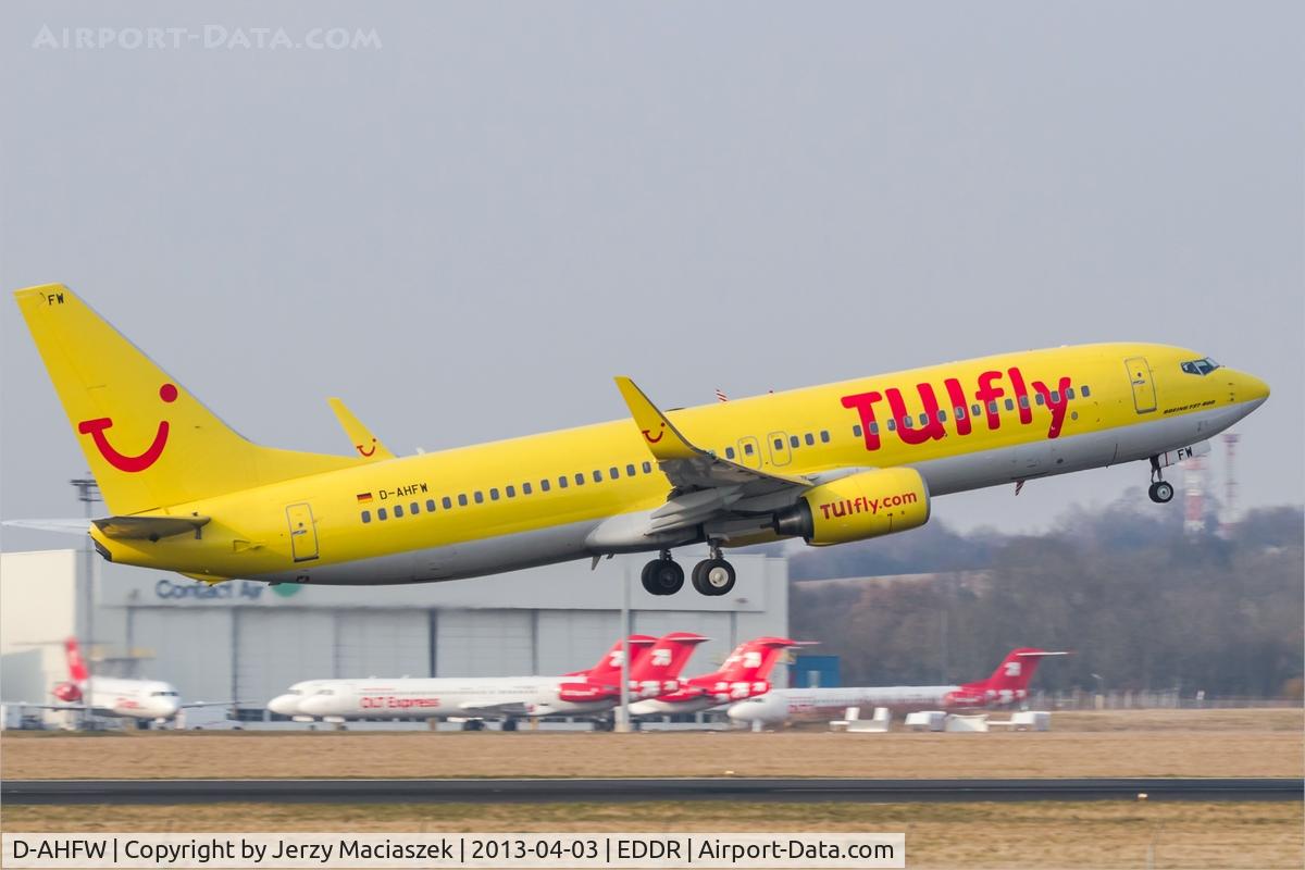 D-AHFW, 2001 Boeing 737-8K5 C/N 30882, Boeing 737-8K5