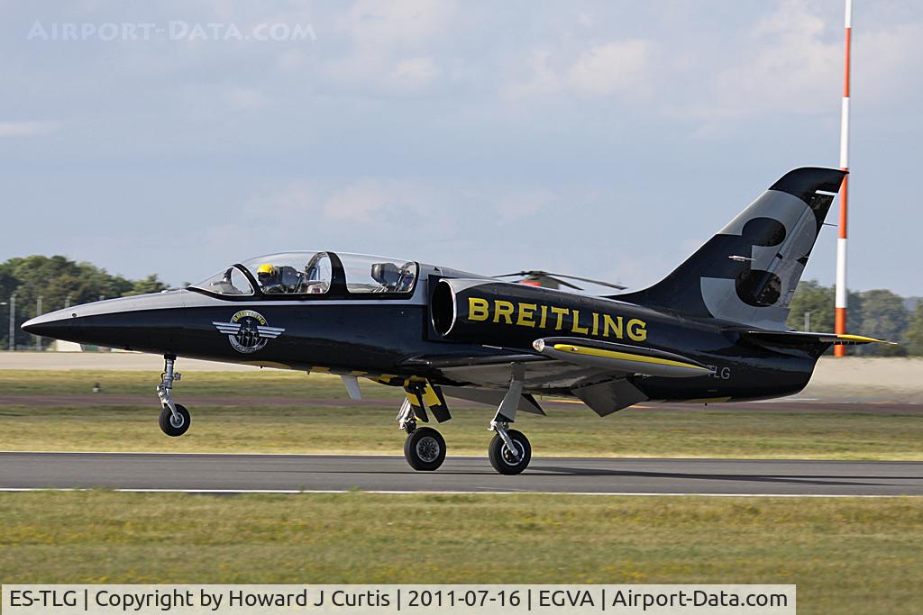 ES-TLG, Aero L-39 Albatros C/N 131849, Breitling Jet Team, coded 3. RIAT 2011.