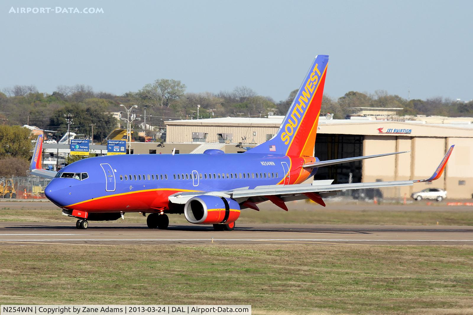 N254WN, 2006 Boeing 737-7H4 C/N 32512, Southwest Airlines at Dallas Love Field