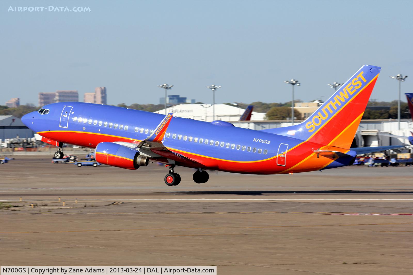 N700GS, 1997 Boeing 737-7H4 C/N 27835, Southwest Airlines at Dallas Love Field