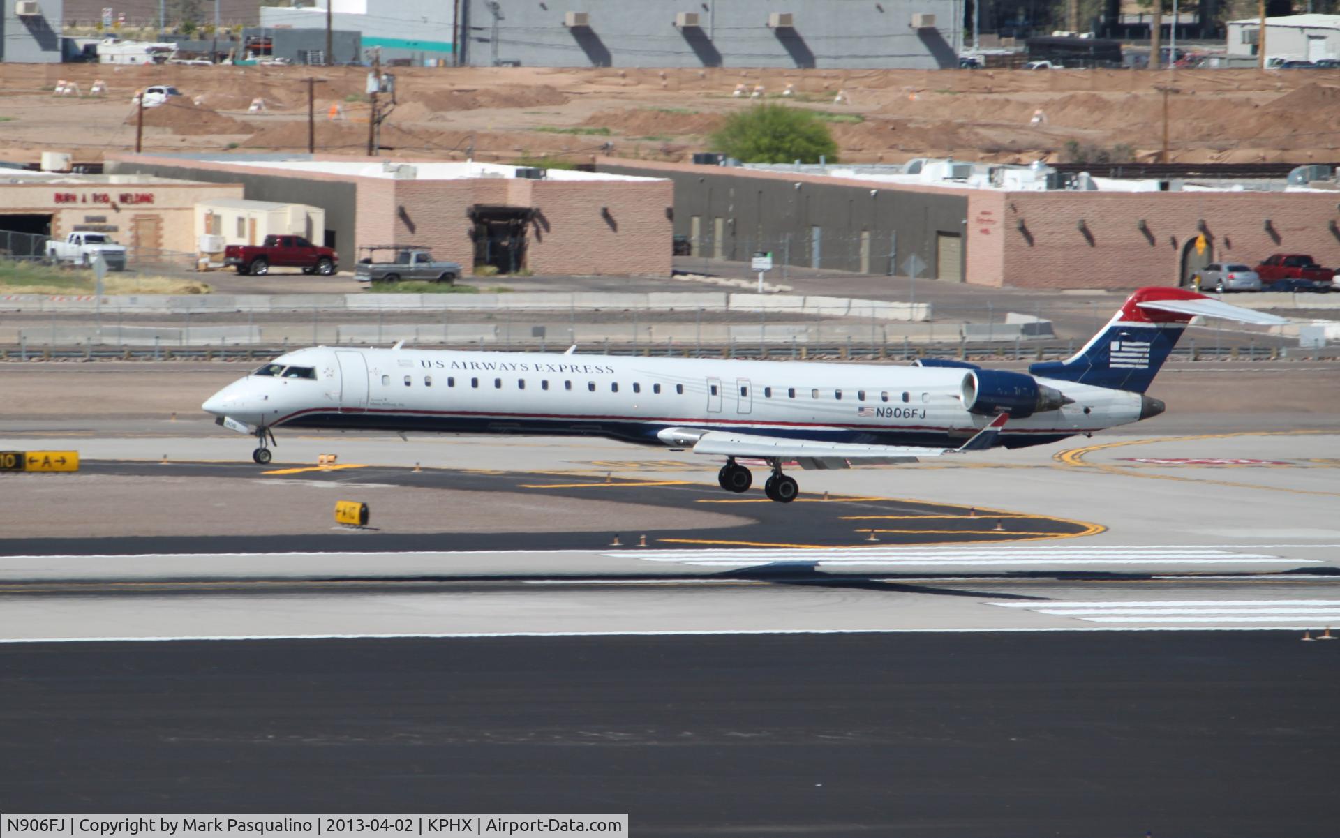 N906FJ, 2003 Bombardier CRJ-900ER (CL-600-2D24) C/N 15006, CL600-2D24