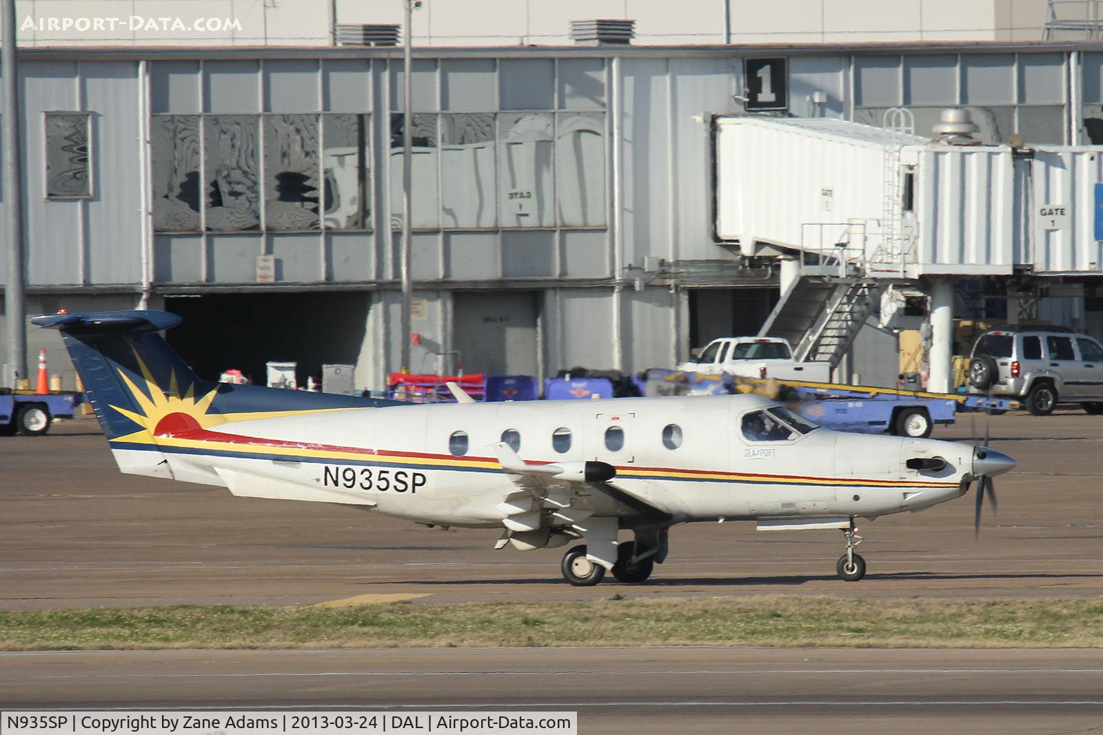 N935SP, 1998 Pilatus PC-12/45 C/N 245, At Dallas Love Field