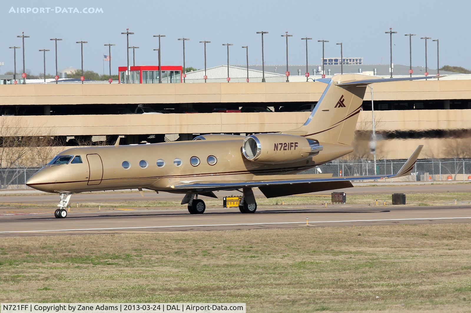 N721FF, 2002 Gulfstream Aerospace G-IV C/N 1484, At Dallas Love Field