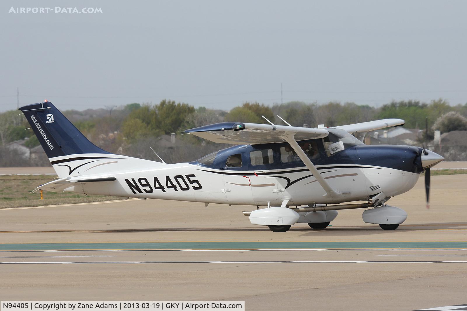 N94405, Cessna 206H Stationair C/N 20608345, At Arlington Municipal Airport