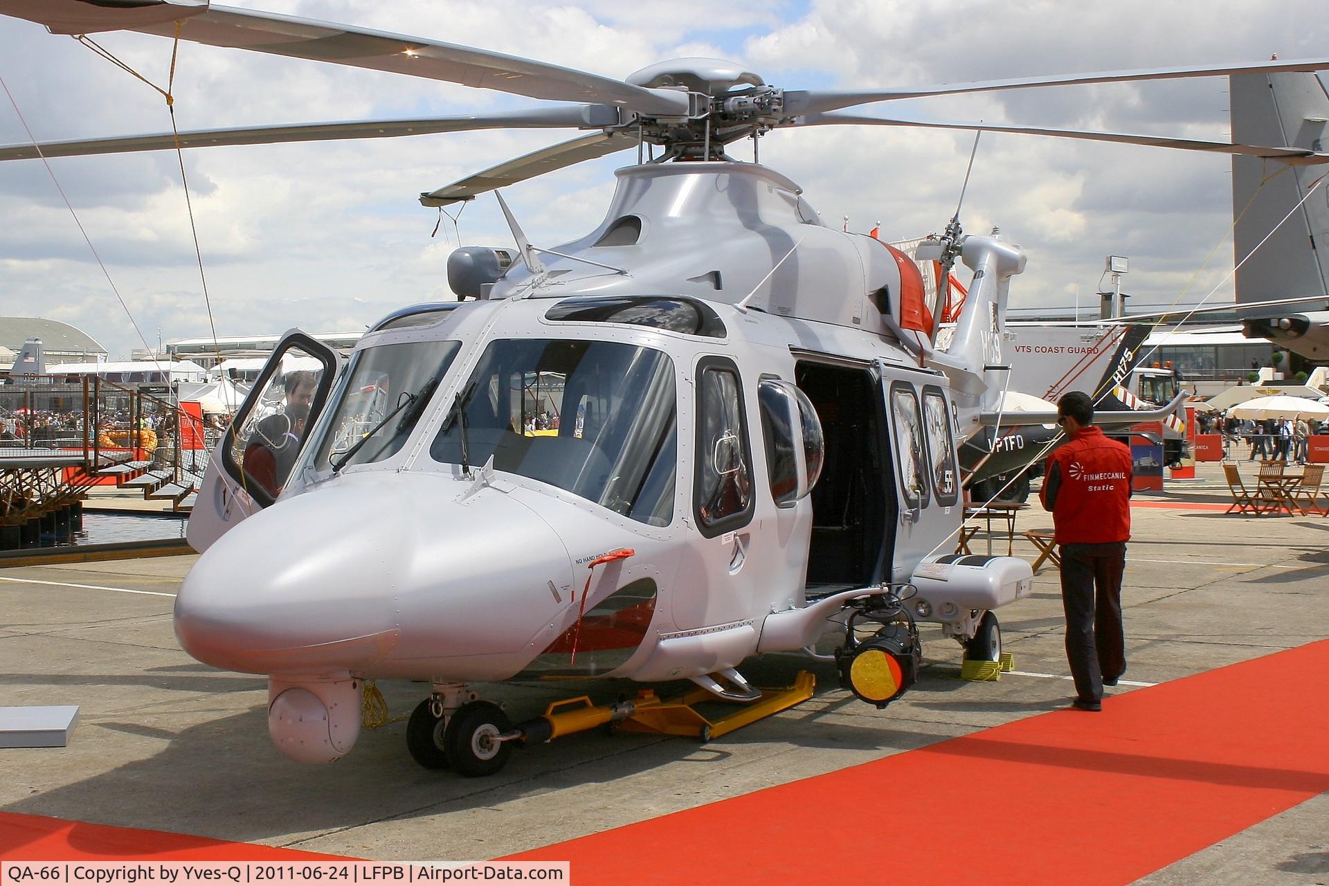 QA-66, 2011 AgustaWestland AW-139 C/N 31355, Agusta Westland AW 139 (cn 31355), Paris Le Bourget (LFPB-LBG). The 400th unit exposed here is for Qatar Emiri Air Force