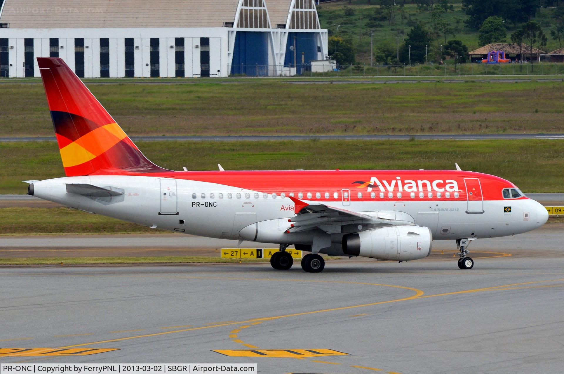 PR-ONC, 2008 Airbus A318-121 C/N 3371, Avianca A318 taxiing out