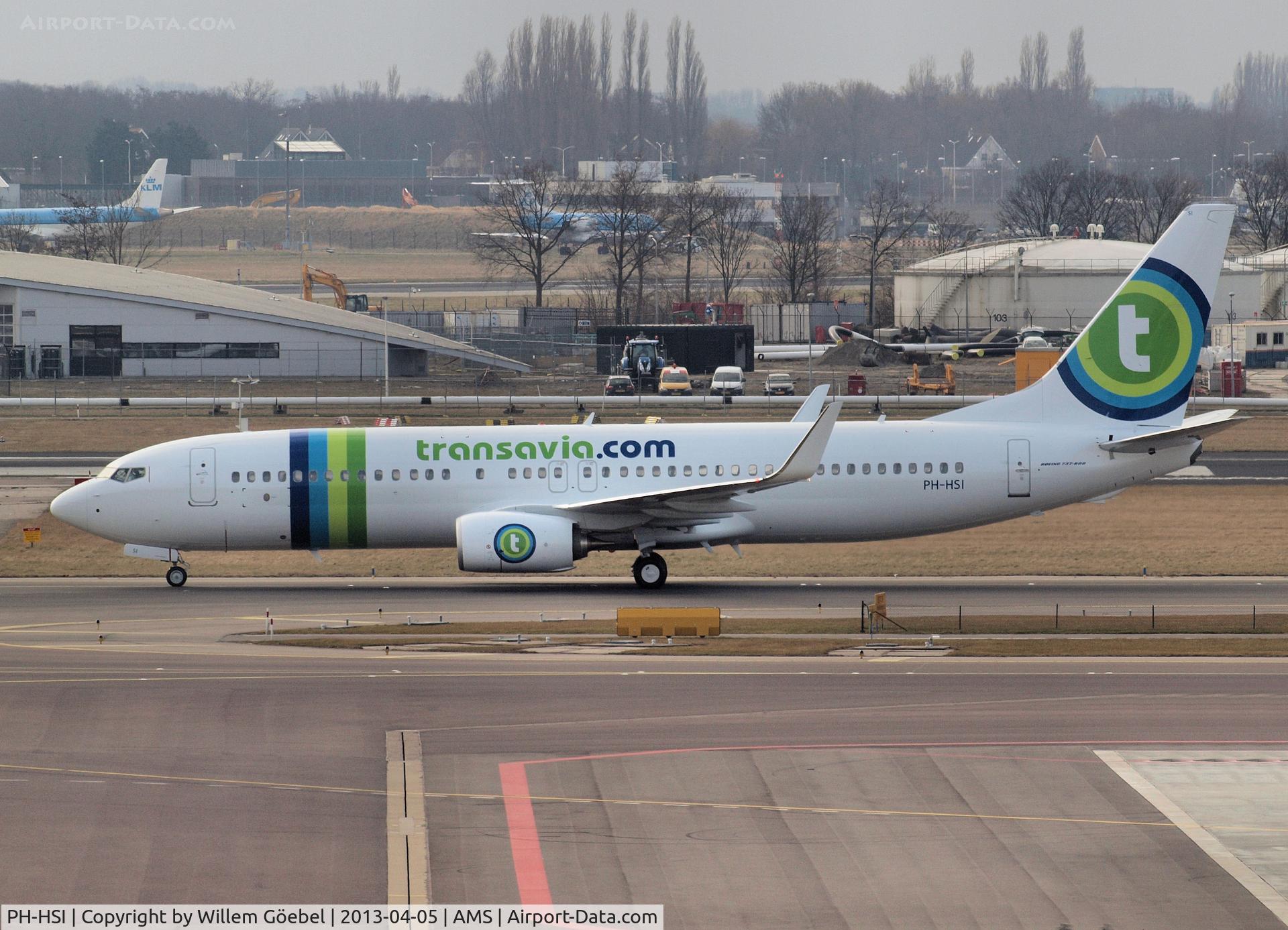 PH-HSI, 2013 Boeing 737-8K2 C/N 42148, Arrival on 05-04 early in the morning ,This aircraft is makes in origin for KLM PH-BCC but now for Transavia