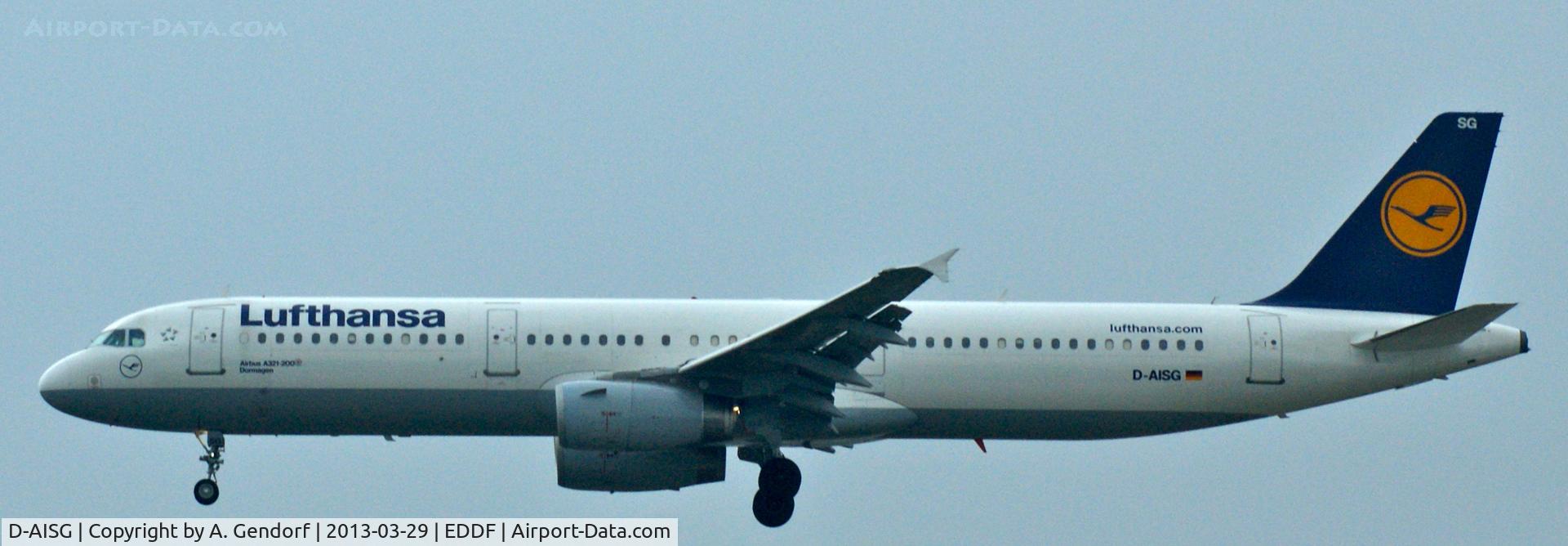 D-AISG, 2000 Airbus A321-231 C/N 1273, Lufthansa, is landing at Frankfurt Int´l (EDDF)
