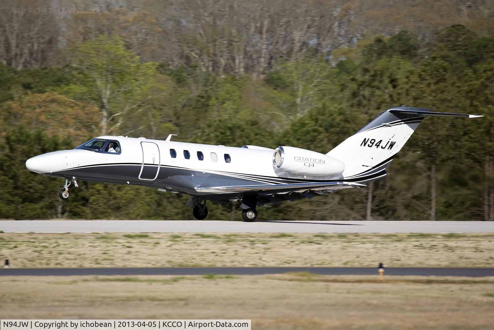 N94JW, 2011 Cessna 525C CitationJet CJ4 C/N 525C-0033, Departing KCCO for KHOU after a 1 hour delay.  Well worth the wait