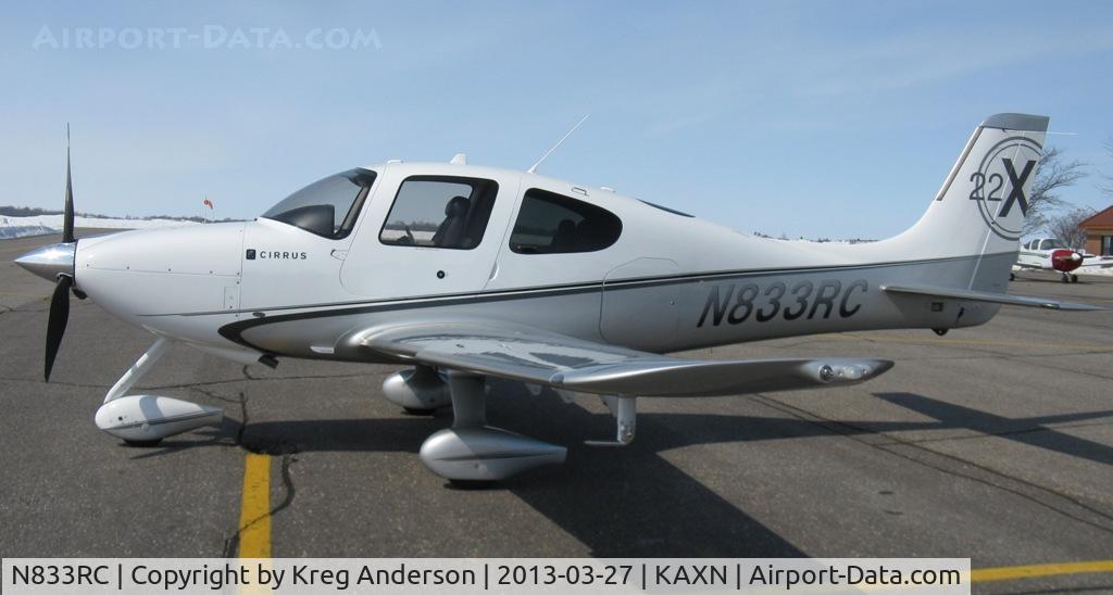 N833RC, Cirrus SR22 C/N 3689, Cirrus SR22 on the line.