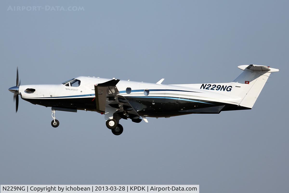 N229NG, 2010 Pilatus PC-12/47E C/N 1229, Canon 5D Mark III / Canon 100-400 L IS USM