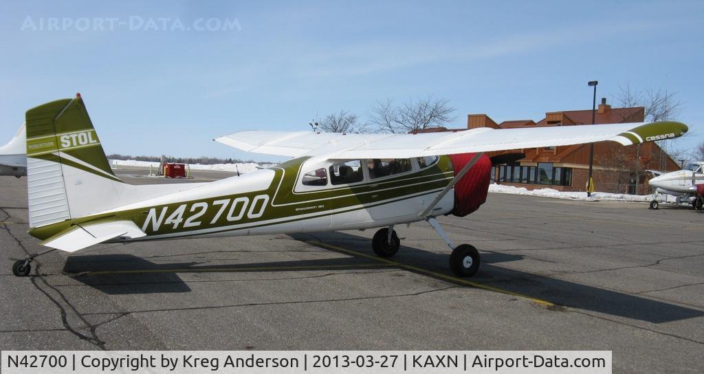 N42700, 1973 Cessna 180J C/N 18052371, Cessna 180J Skywagon on the line.