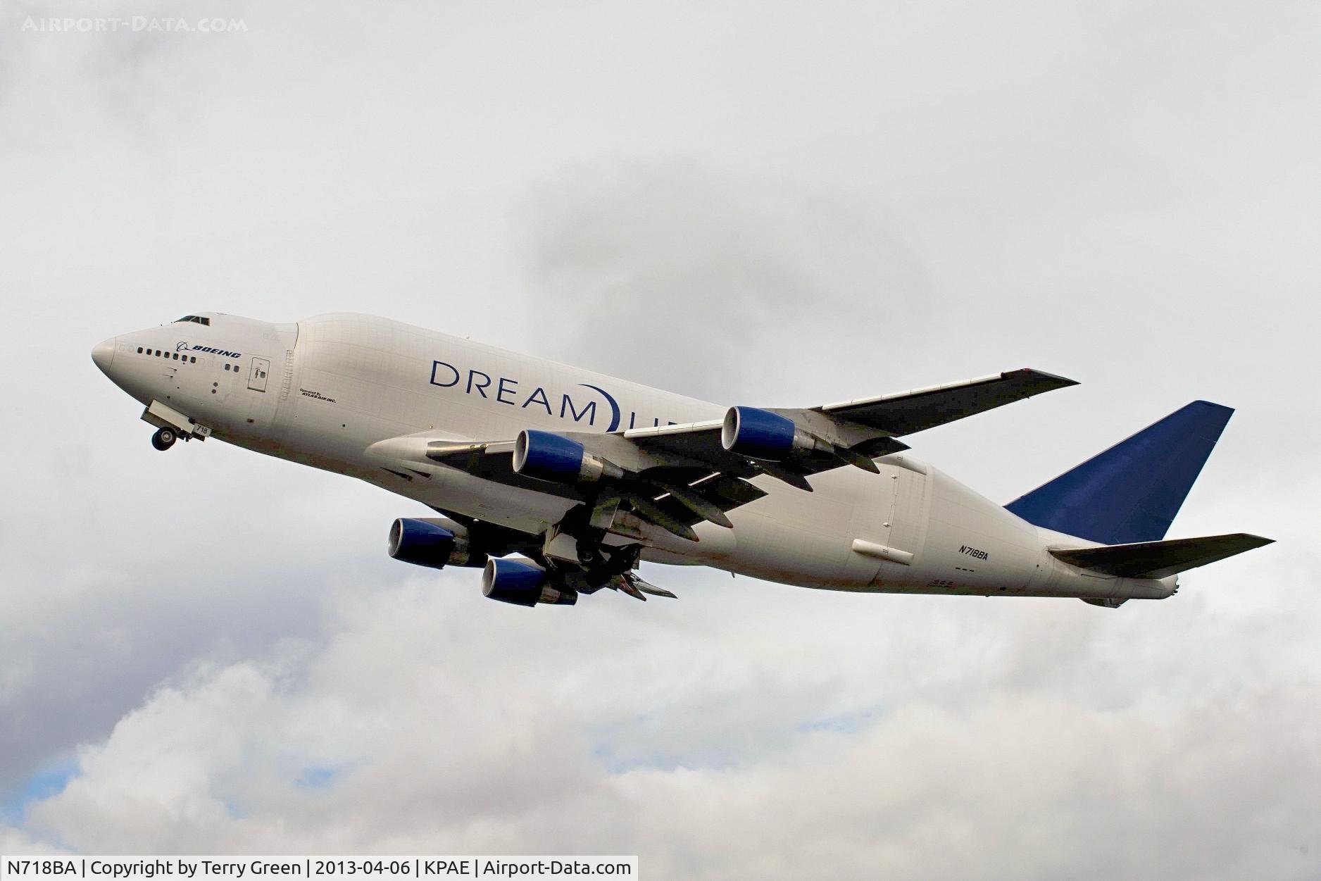 N718BA, 1992 Boeing 747-4H6 C/N 27042, Atlas Air 4532 N718BA leaving KPAE headed for KCHS @ 1107hrs today.