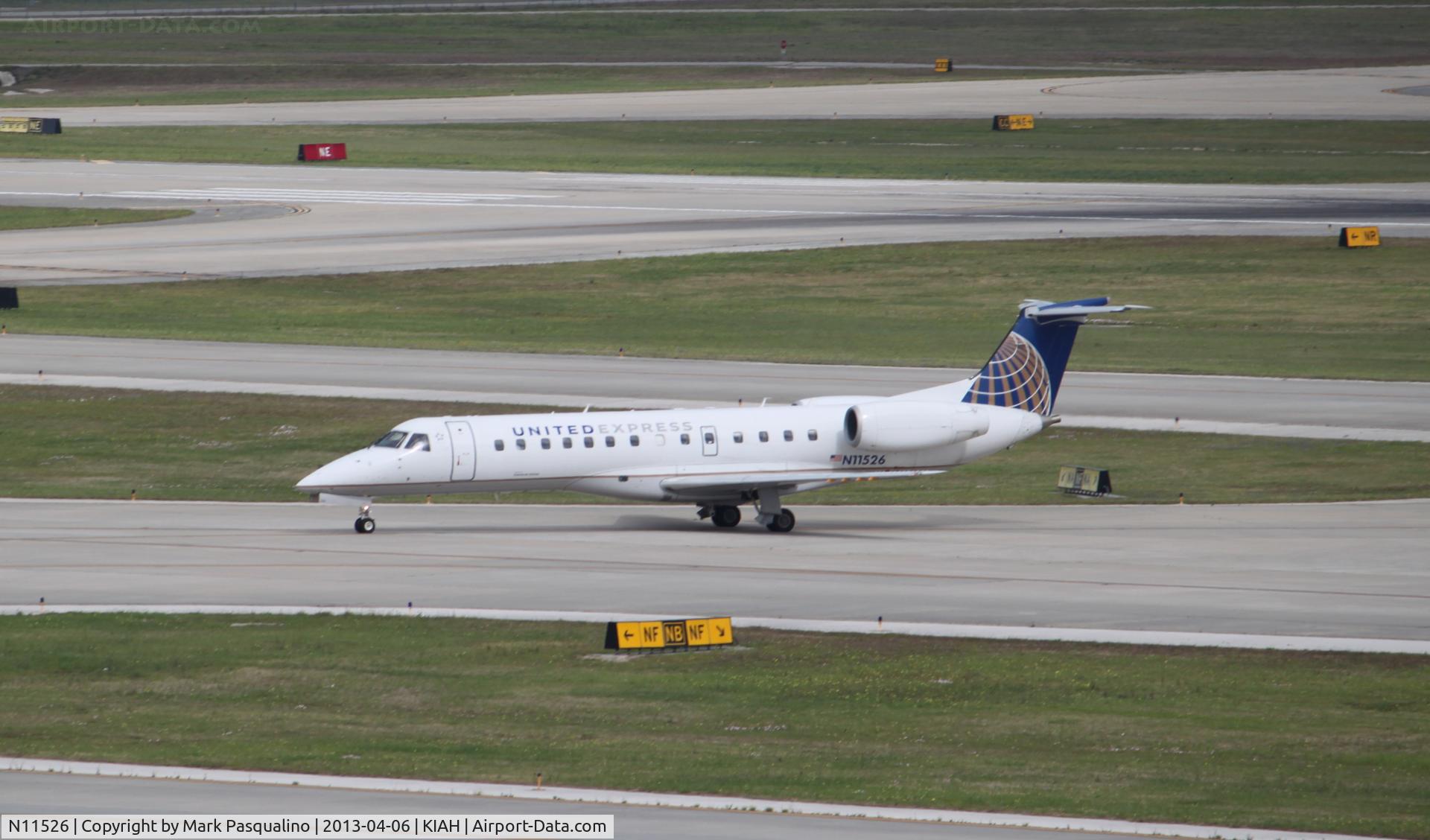 N11526, 2001 Embraer ERJ-135LR (EMB-135LR) C/N 145410, EMB-135LR
