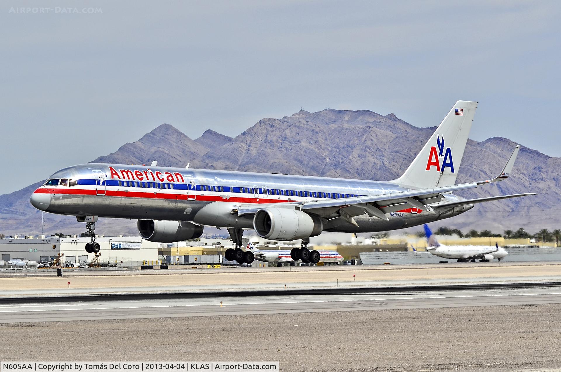N605AA, 1995 Boeing 757-223 C/N 27056, N605AA American Airlines 1995 Boeing 757-223 C/N 27056

Las Vegas - McCarran International (LAS / KLAS)
USA - Nevada, April 04, 2011
Photo: Tomás Del Coro