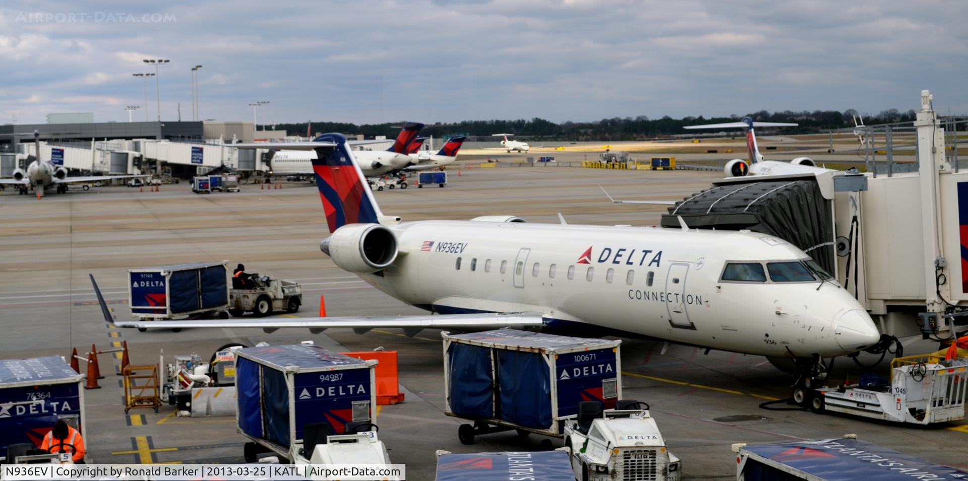 N936EV, 2005 Bombardier CRJ-200ER (CL-600-2B19) C/N 8038, Atlanta