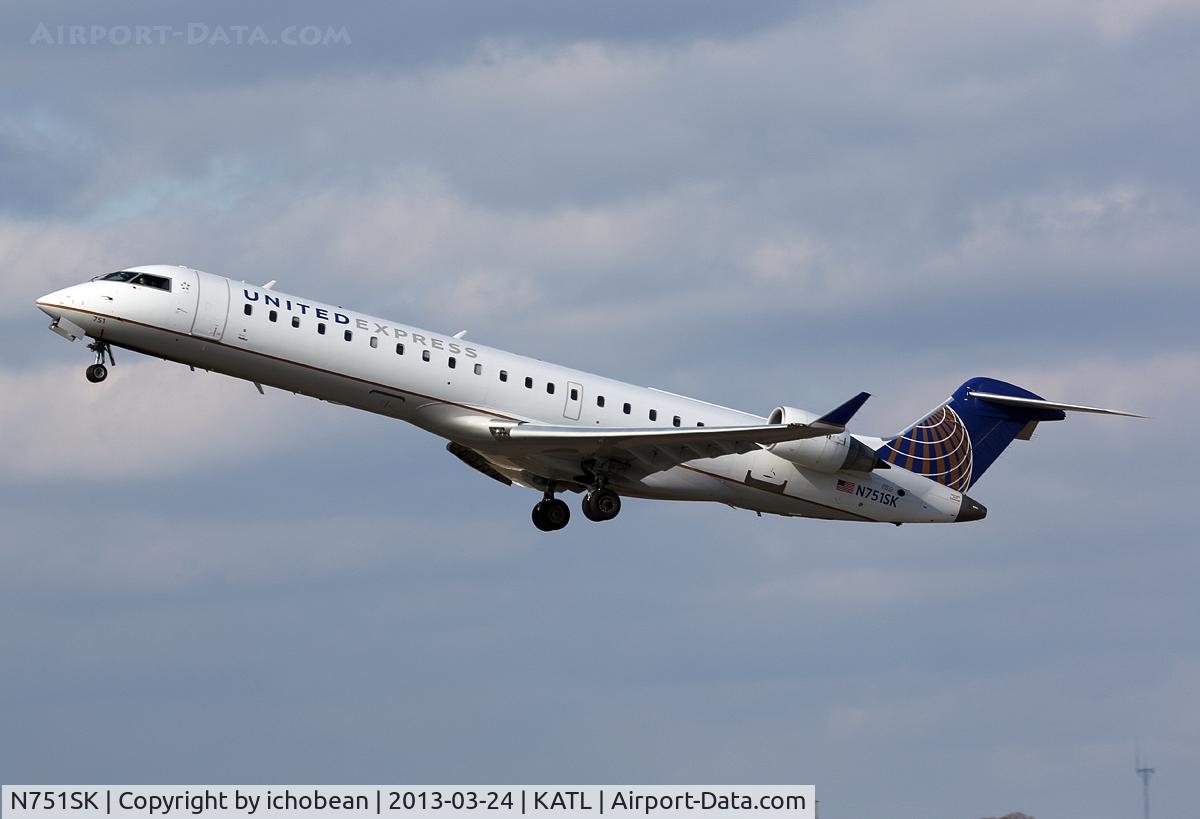 N751SK, 2005 Bombardier CRJ-701ER (CL-600-2C10) Regional Jet C/N 10208, Canon 5D Mark III / Canon 100-400 L IS USM
