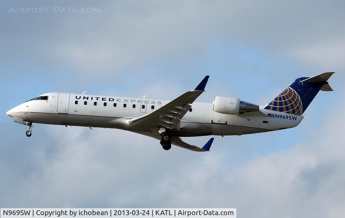 N969SW, 2003 Bombardier CRJ-200ER (CL-600-2B19) C/N 7876, Canon 5D Mark III / Canon 100-400 L IS USM