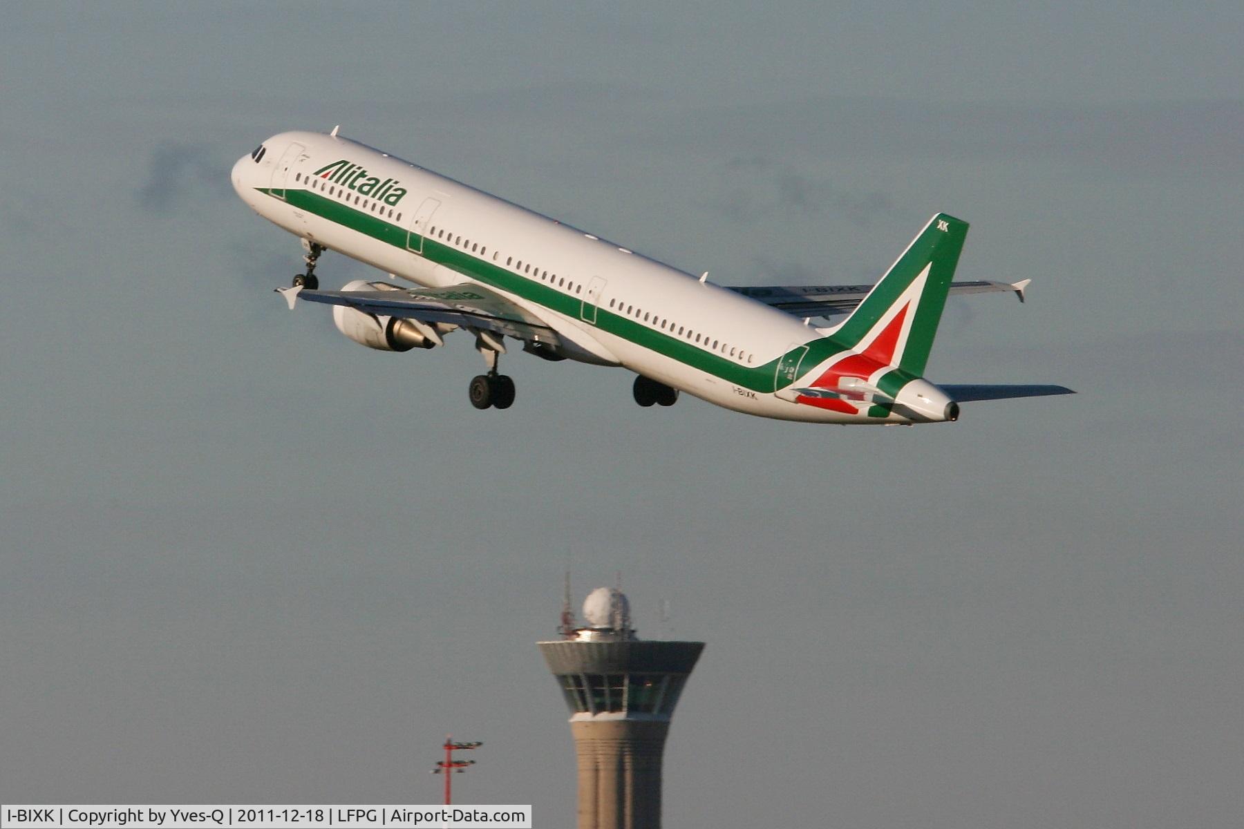 I-BIXK, 2000 Airbus A321-112 C/N 1220, Airbus A321-112, Roissy Charles De Gaulle Airport (LFPG-CDG)
