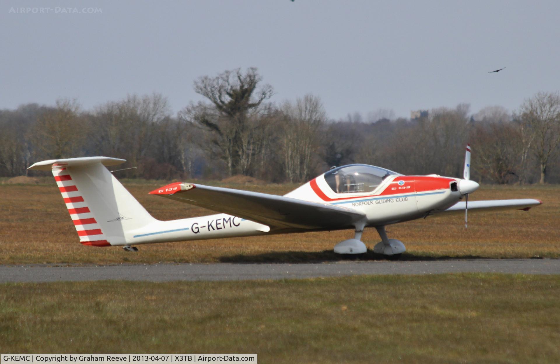 G-KEMC, 1981 Grob G-109 C/N 6024, Parked at Tibenham.
