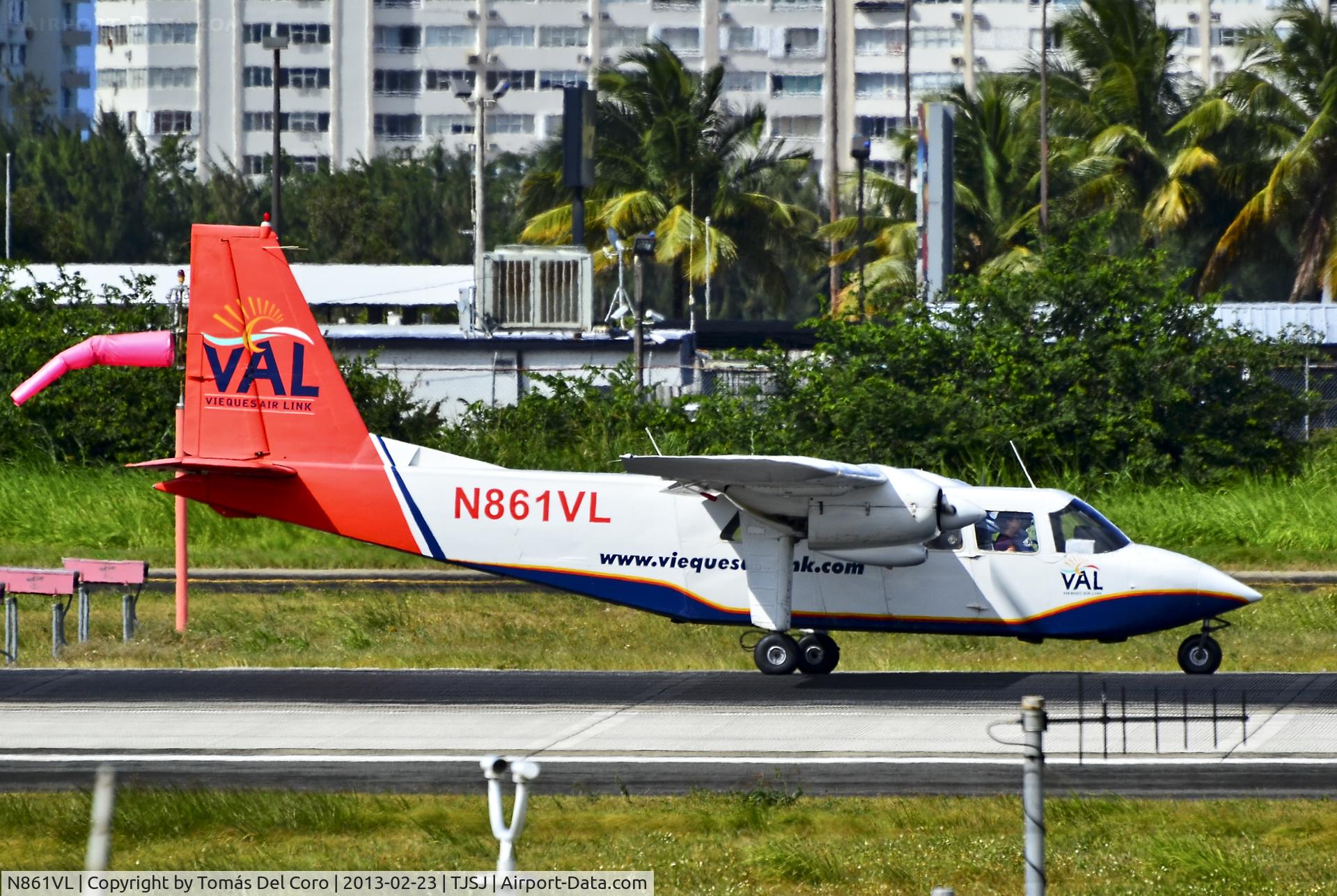 N861VL, 1984 Pilatus Britten-Norman BN-2B-26 Islander C/N 2155, N861VL Vieques Air Link 1984 Britten-norman BN-2B-26 C/N 2155

San Juan - Luis Muñoz Marin International (SJU / TJSJ)
Puerto Rico, February 23, 2013 
Tomás Del Coro