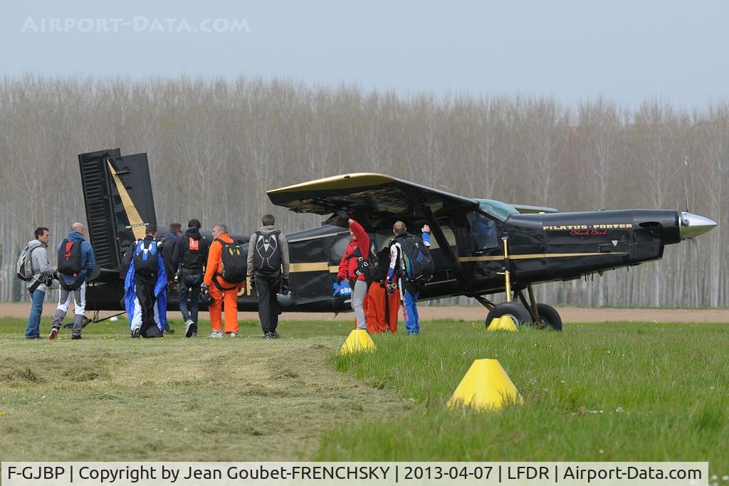 F-GJBP, Pilatus PC-6/B2-H4 Turbo Porter C/N 716, Pilatus paraclub