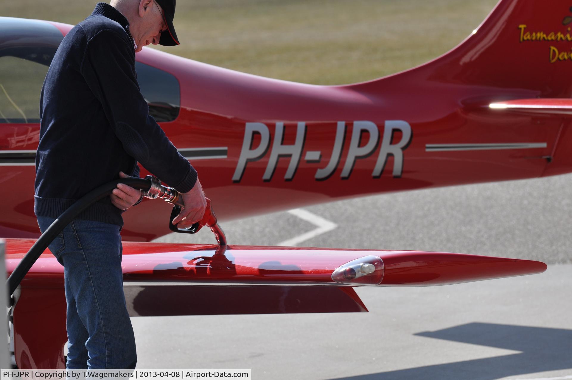 PH-JPR, 2001 Lancair 360 C/N SFB2001-442, Vliegveld Seppe