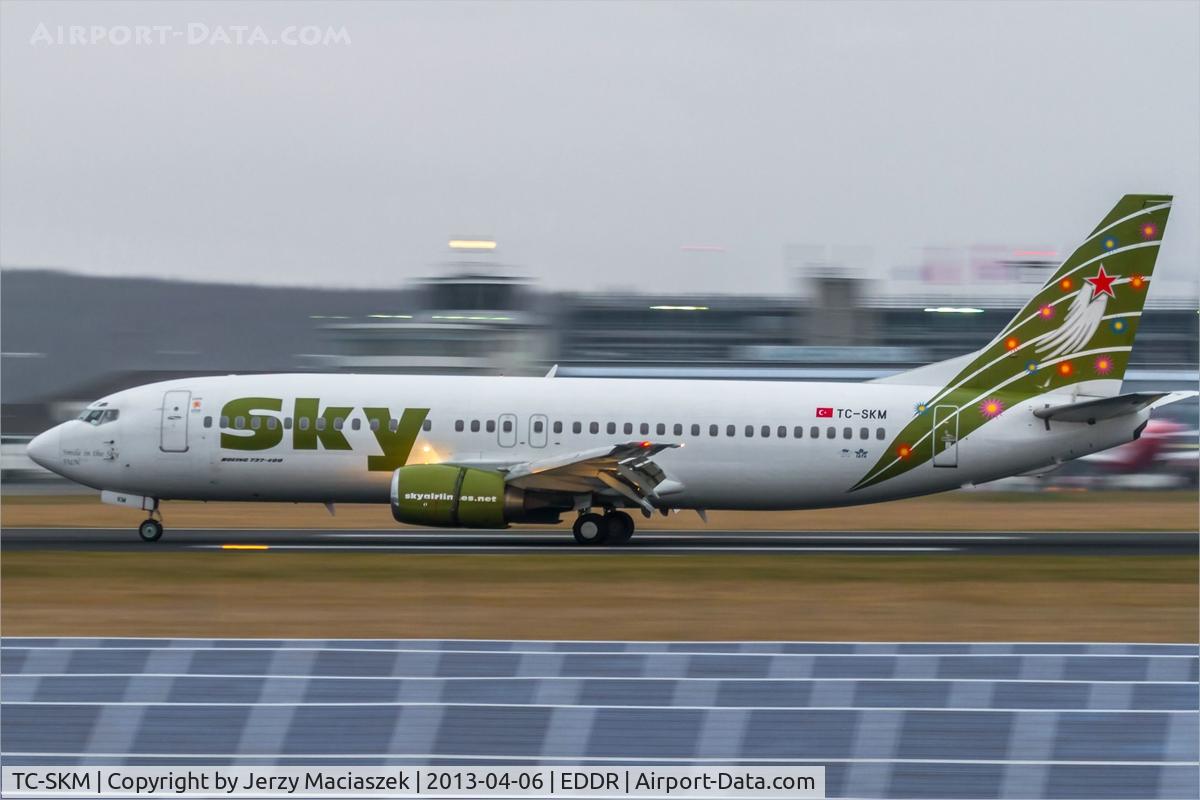 TC-SKM, 1997 Boeing 737-49R C/N 28882, Boeing 737-49R,